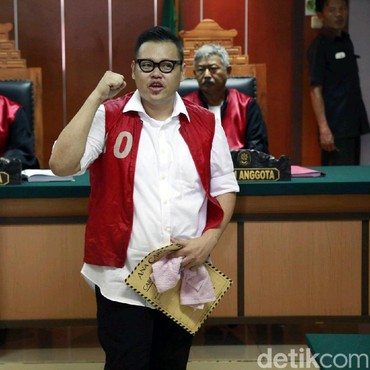 Reza Bukan Nikahi Pendeta Perempuan, Farid Aja Kecewa Tak Diundang