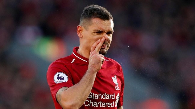 Gelandang Chelsea berkelakar Liverpool disebut tidak akan bisa memenangi gelar Liga Primer Inggris musim ini karena memiliki Dejan Lovren di lini belakang.