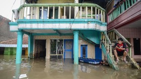 FOTO: Banjir Rendam Sejumlah Daerah di Indonesia