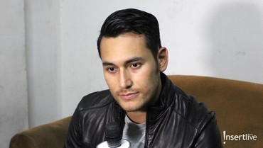 img-title Jadi Aktor Profesional, Arifin Putra Bagikan Kisah Awal