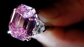 Berlian Pink Legacy Dijual Seharga Rp700 Miliar