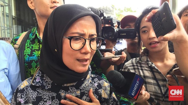 Iti Octavia Jayabaya, Bupati Lebak yang juga Ketua DPD Demokrat Banten meluruskan ucapannya soal pernyataan kirim santet untuk Moeldoko.