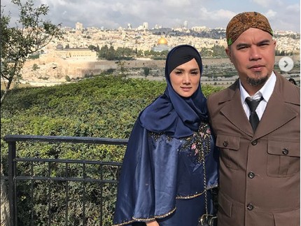 Astaghfirullah! Mulan Jameela Ingin Ceraikan Ahmad Dhani?