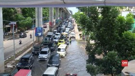 VIDEO: Sejumlah Wilayah Palembang Masih Tergenang Banjir