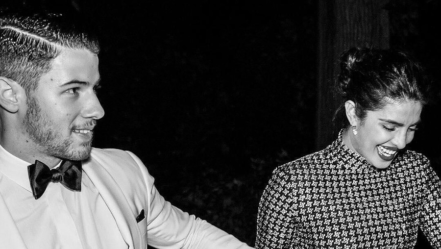 Yuk, intip souvenir pernikahan dari Priyanka Chopra dan Nick Jonas.