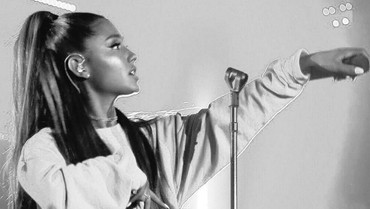 Keren, Ariana Grande Catat Rekor Kuasai Youtube
