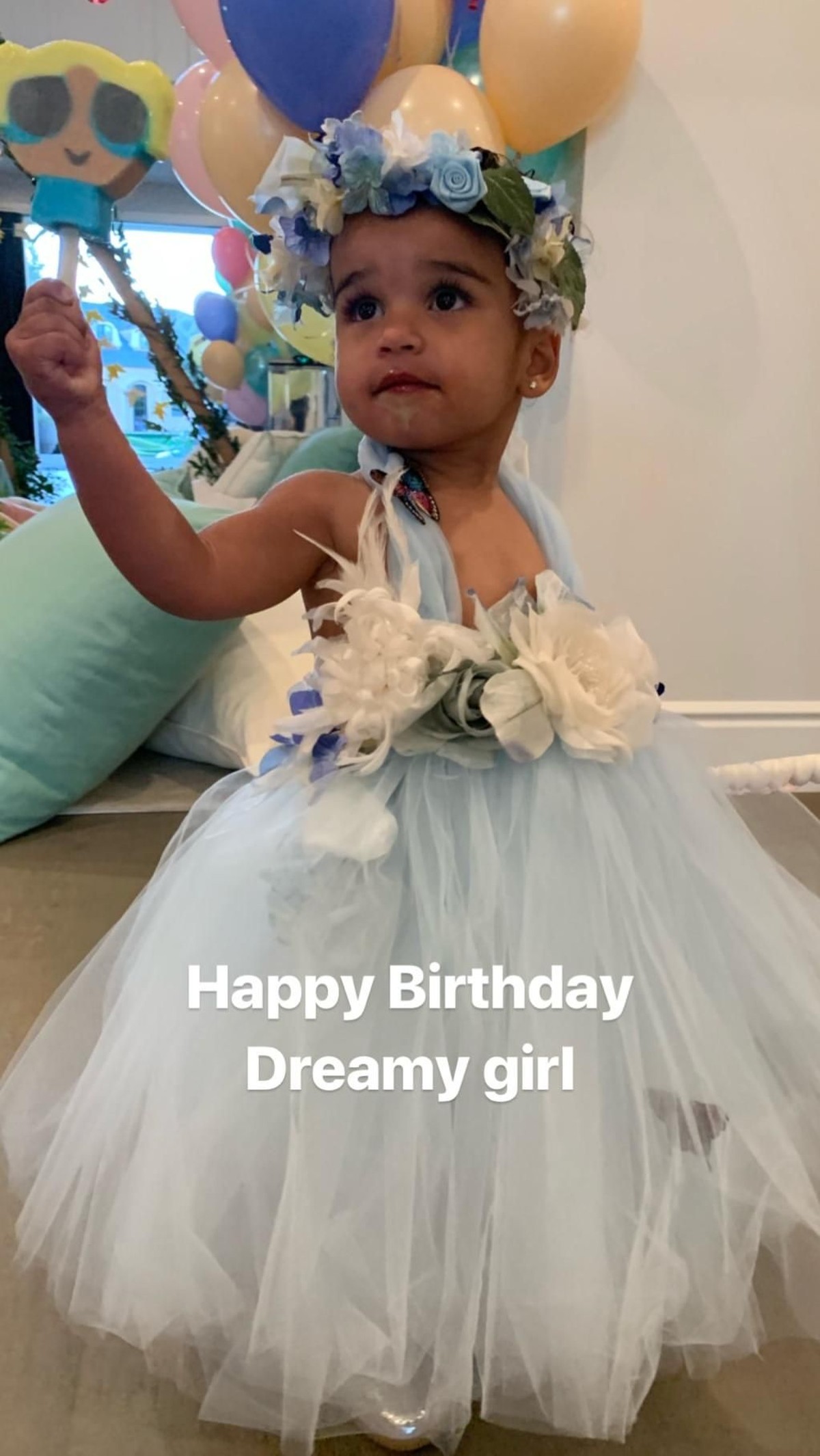 Putri dari Rob Kardashian dan Blac Chyna&comma; Dream Kardashian&comma; rayakan ulang tahun keduanya pada Kamis &lpar;15&sol;11&rpar;&period; Insertizen yang penasaran intip yuk imutnya Dream&period;