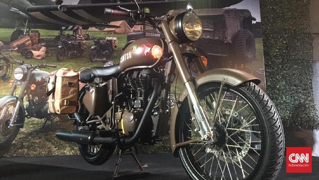 Alasan motor tidak memerlukan pendingin cairan lantaran motor digunakan untuk jarak dekat dan mesin pasti terpapar udara.