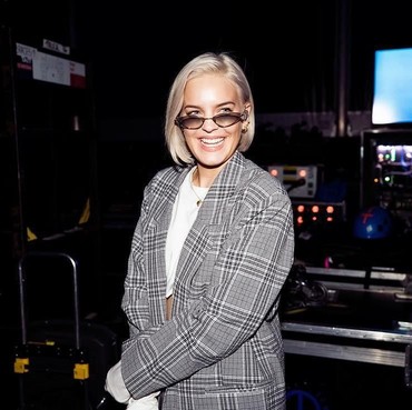 Anne Marie Ungkap Arti Sempurna di Lagu Perfect to Me