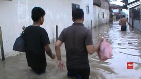 VIDEO: Ratusan Rumah di Medan Terendam Banjir