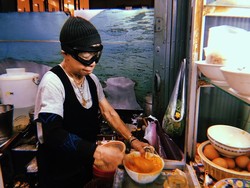Jay Fai, Pemilik Warung Michelin di Bangkok Berencana untuk Pensiun