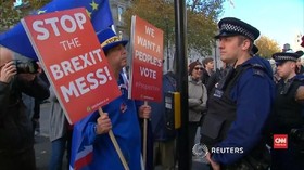 VIDEO: Kisruh Brexit, PM Inggris Ditinggal Dua Menteri