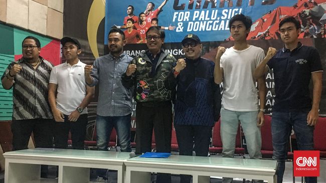 Kepedulian Legenda Timnas Indonesia untuk Korban Gempa Palu Kepedulian Legenda Timnas Indonesia untuk Korban Gempa Palu