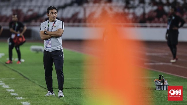 Ketua Umum PSSI Edy Rahmayadi menyatakan akan mengirim Bima Sakti ke Inggris untuk menambah ilmu kepelatihan.