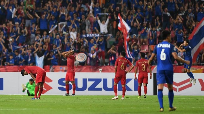 Timnas Indonesia seperti tidak mengambil pelajaran penting dari laga sebelumnya saat melawan Timor Leste ketika menghadapi Thailand di laga Piala AFF 2018.