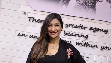 img-title Sebelum Menikah, Rahma Azhari Sempat LDR dengan Paris Chong