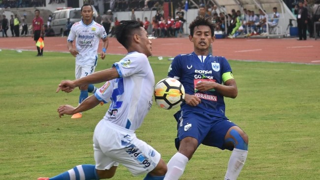 PSIS Semarang mengalahkan PS Tira Persikabo 3-1 dalam laga lanjutan Grup A Piala Menpora 2021 di Stadion Manahan, Solo, Kamis (25/3) sore WIB.