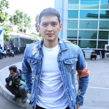 Rezky Aditya Dituduh Punya Anak Lain di Luar Nikah dengan Wanita 'W'