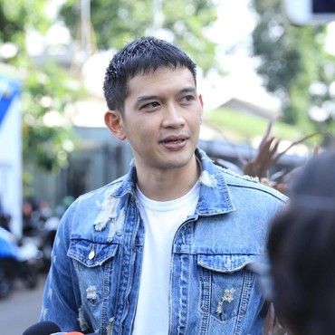 Ini Alasan W Gugat Rezky Aditya Terkait Anak di Luar Nikah