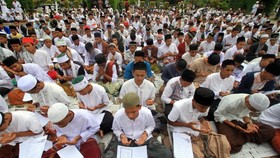 Bacaan Doa Pembuka dan Penutup Acara Maulid Nabi Muhammad SAW