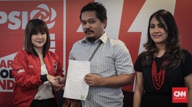 Penyebar Hoaks Foto Cabul Grace Natalie Minta Maaf ke PSI