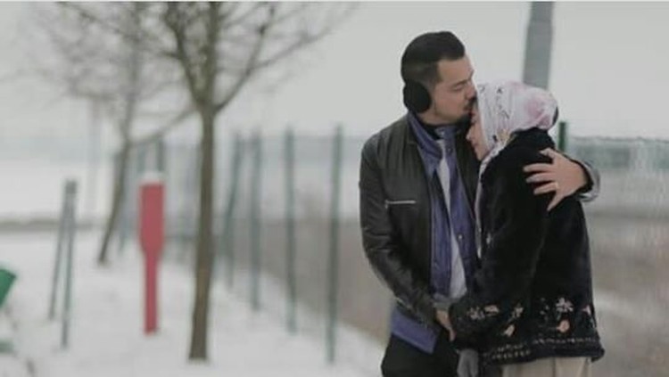 Sultan Djorghi dan Annisa