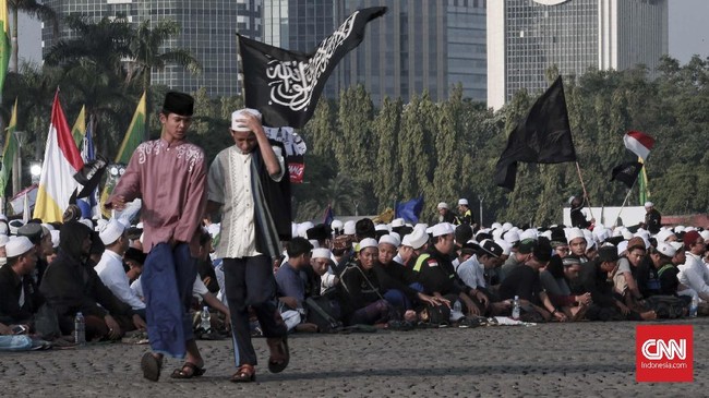 FOTO: Di Monas, Puluhan Ribu Orang Peringati Maulid Nabi