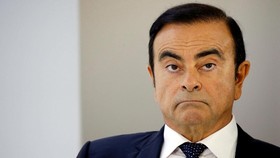 Ghosn Disebut Mengalami Perlakuan Kasar di Penjara
