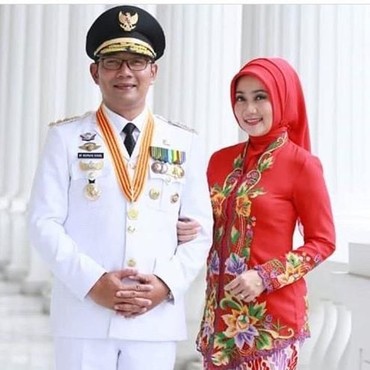 Ulang Tahun Pernikahan ke-24, Ridwan Kamil: I Love You 3000 Neng Atalia