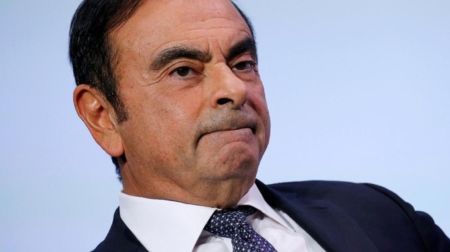Carlos Ghosn, mantan Chairman Nissan yang ditahan sejak 19 November, akhirnya bicara di hadapan publik saat sidang dengar pendapat digelar di Jepang.