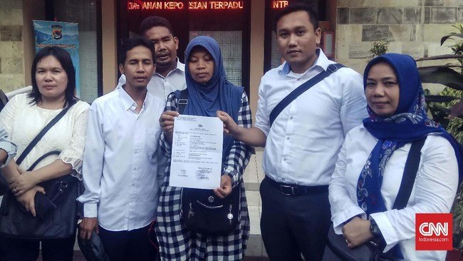 Pengamat hukum menyatakan jalan permohonan pembebasan lewat presiden bisa dilakukan, namun itu artinya Baiq Nuril mengakui pelanggaran pidana yang divoniskan.
