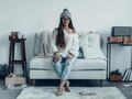 Pakaian yang Nyaman Selama Karantina di Rumah Sesuai Zodiak