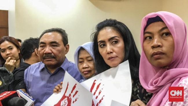 Kuasa Hukum Baiq Nuril menilai hakim MA tak melihat secara utuh kasus yang menimpa Baiq Nuril.