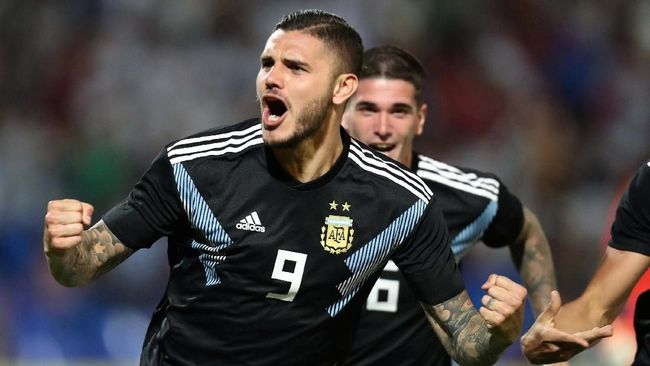 Cetak Gol Perdana di Argentina, Icardi Puas Penantian Usai Striker Inter Milan, Mauro Icardi, mencetak gol perdana untuk timnas Argentina dan merasa puas masa penantiannya berakhir.