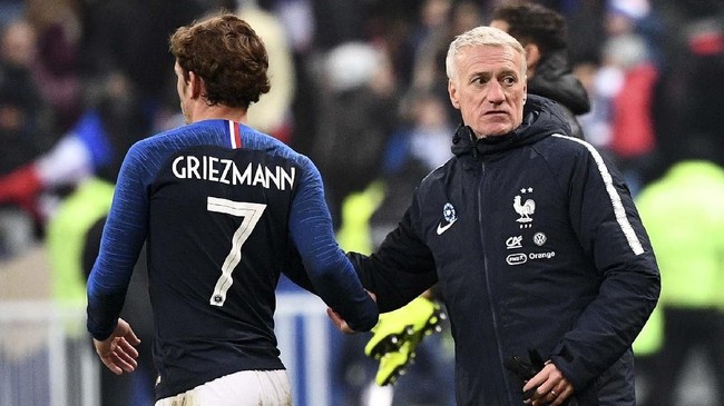 Sejumlah insiden keributan mewarnai tersingkirnya timnas Prancis dari Euro 2020 (Euro 2021) usai kalah adu penalti melawan Swiss di babak 16 besar.