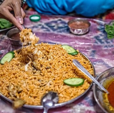 Resep Nasi Kabsah Ayam, Lengkap dengan Video Cara Memasaknya
