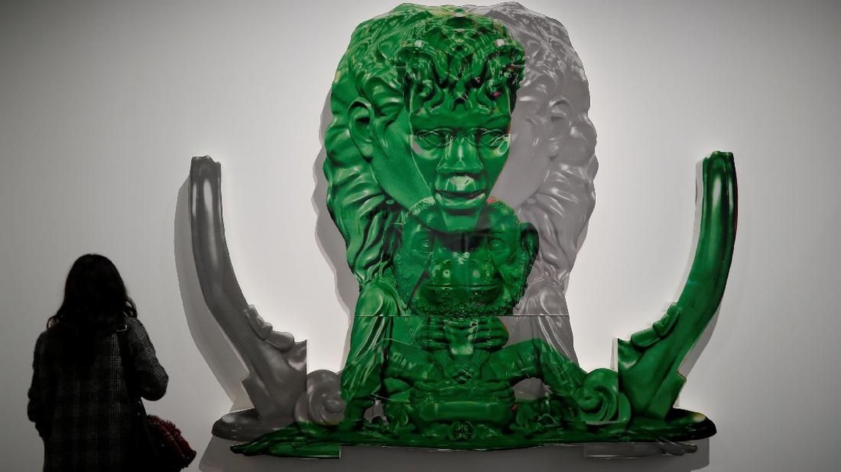 FOTO: 'Menonton' Raja Pop Michael Jackson di Dinding Pameran