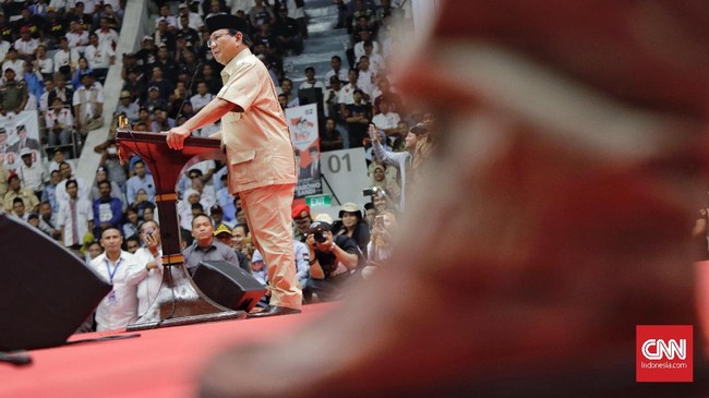 Calon presiden nomor urut 02 Prabowo Subianto menyebut ada sejumlah elite yang diancam pihak tertentu jika mendukungnya dalam kontestasi Pilpres 2019.