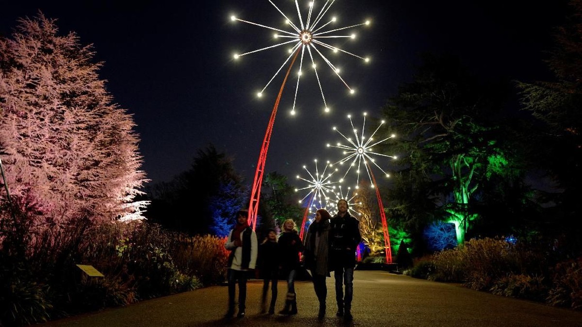 FOTO: Gemerlap Natal di Kew Gardens