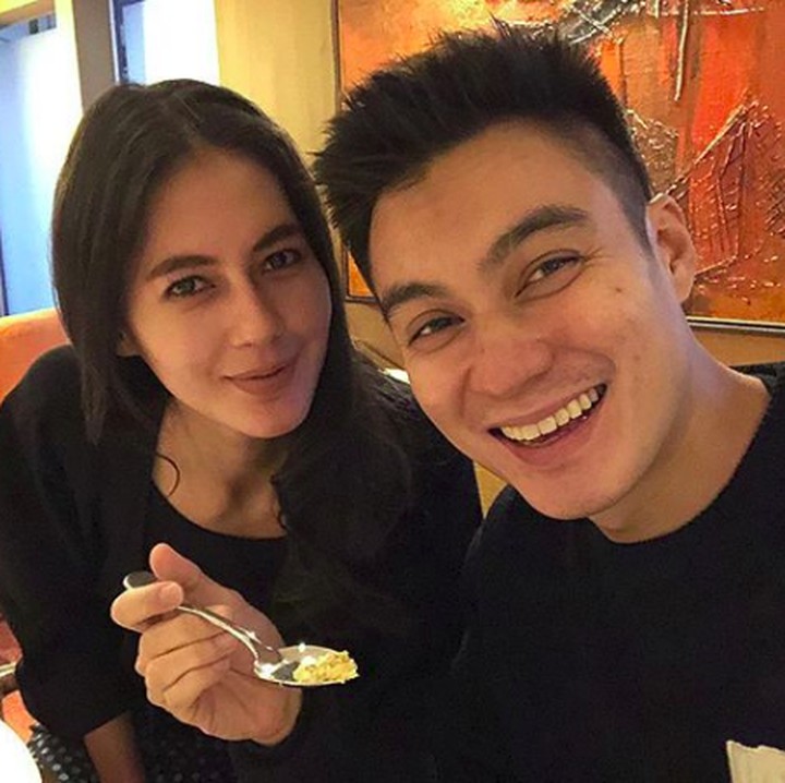 <p>Kabar bahagia datang dari pasangan <a href="https://hot.detik.com/celeb/4311984/pesona-si-cantik-paula-verhoeven" target="_blank">Paula Verhoeven dan Baim Wong</a>. Pada Kamis (22/11/2018), mereka sah menjadi suami dan istri. (Foto: Instagram/baimwong)</p>