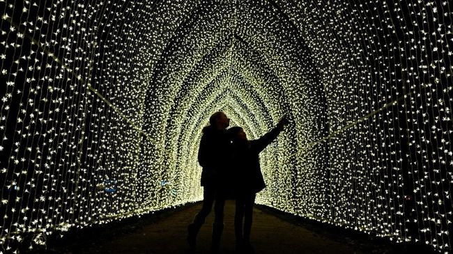 Berikut rekomendasi tempat wisata romantis di London yang dapat disinggahi saat berlibur di Inggris.