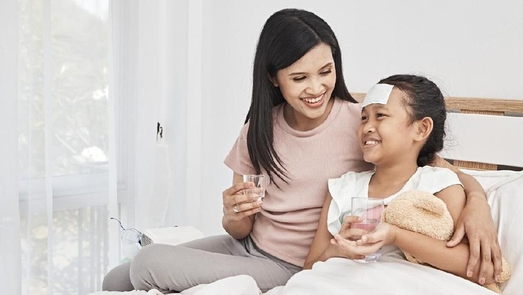 Pertanyaan kami pada Bunda mengenai obat turun panas untuk anak, terjawab sudah!