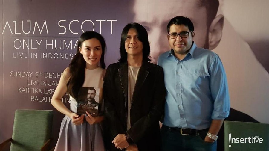 Calum Scott akan mengadakan konser di Jakarta pada 2 Desember mendatang dan akan menggandeng salah satu musisi tanah air untuk berduet.
