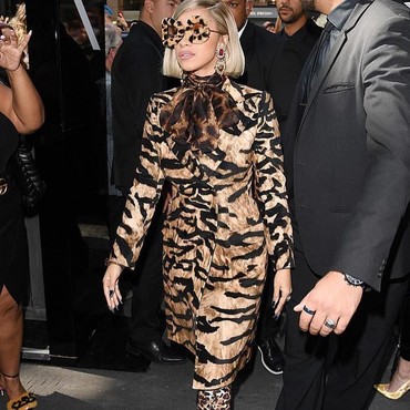 Selalu Dikenal Heboh, Cardi B Mendadak Tutup Instagram