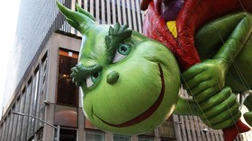 FOTO: Parade Balon Sambut Thanksgiving