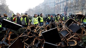 Aksi Rusuh Rompi Kuning Jadi Alasan Turis Batal ke Paris