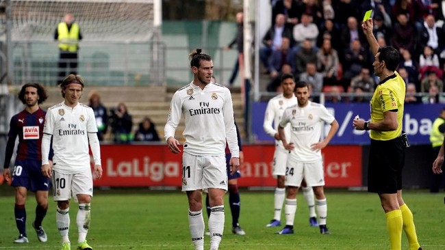 Kepergian Cristiano Ronaldo dan Zinedine Zidane bukan satu-satunya penyebab Real Madrid terpurik di La Liga Spanyol.