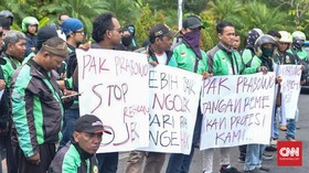 Pengemudi Ojek soal Prabowo: 'Arek-arek Suroboyo' Sakit Hati