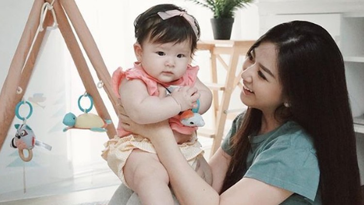 Istri Samuel Zylgwynn, Franda merasa kesal saat nama anaknya mirip dengan bayi orang lain.