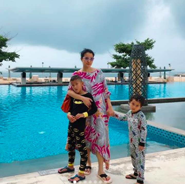 <p>Liburan dulu ah bareng si kecil untuk melepas penat. (Foto: Instagram/ @marcella.zalianty)</p>